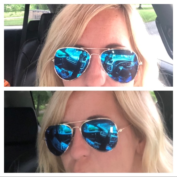 🛑🛑SOLD!!💙Icy Blue Mirrored Aviators! - Picture 4 of 7